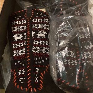 Donald & Lisa Signature Nordic beaded boots size 7 1/2